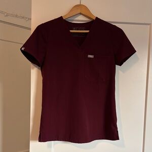 Figs women’s Catarina XS burgundy scrub top